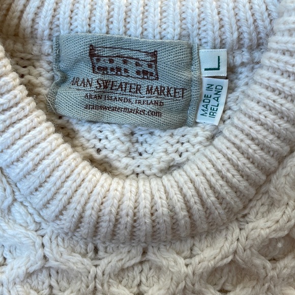 100% Irish Wool Sweater - Picture 3 of 7